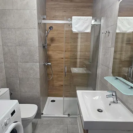 Mokotow Oasis アパート